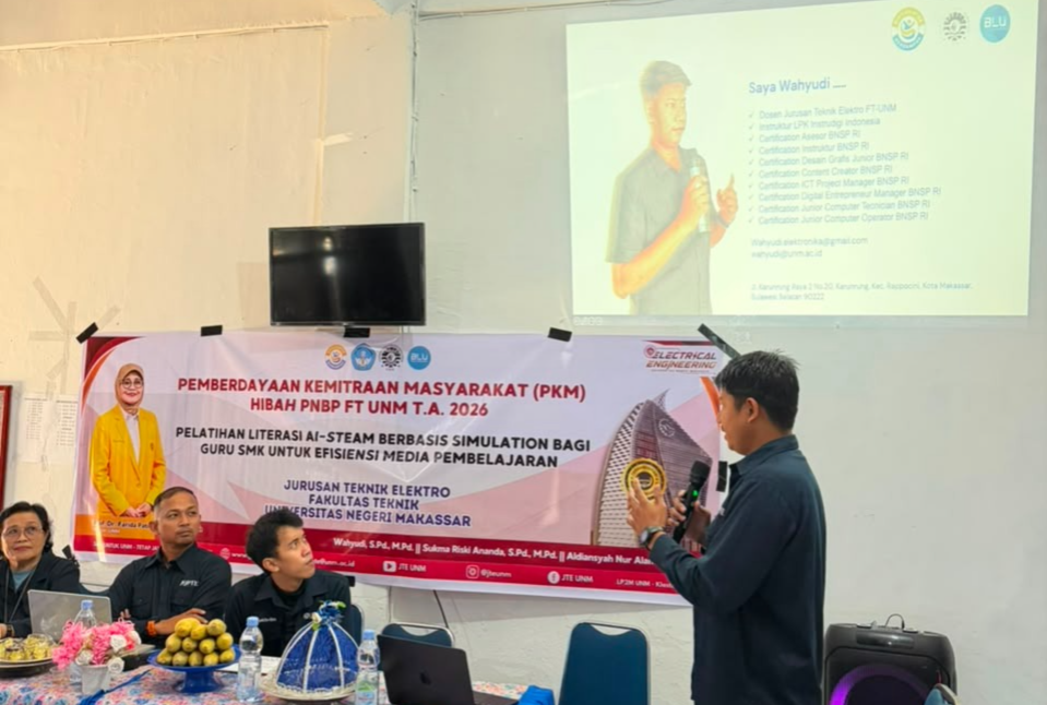 Dorong Efisiensi Media Pembelajaran, Guru SMK Diberi Pelatihan Literasi AI dan Simulasi Digital